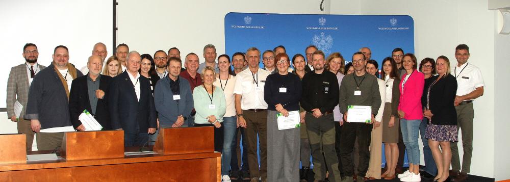 Zdjęcie przedstawia Członków Zespołu ds. lasów o wiodącej funkcji społecznej wokół miasta Poznania (fot.: Wojciech Fabisiak)